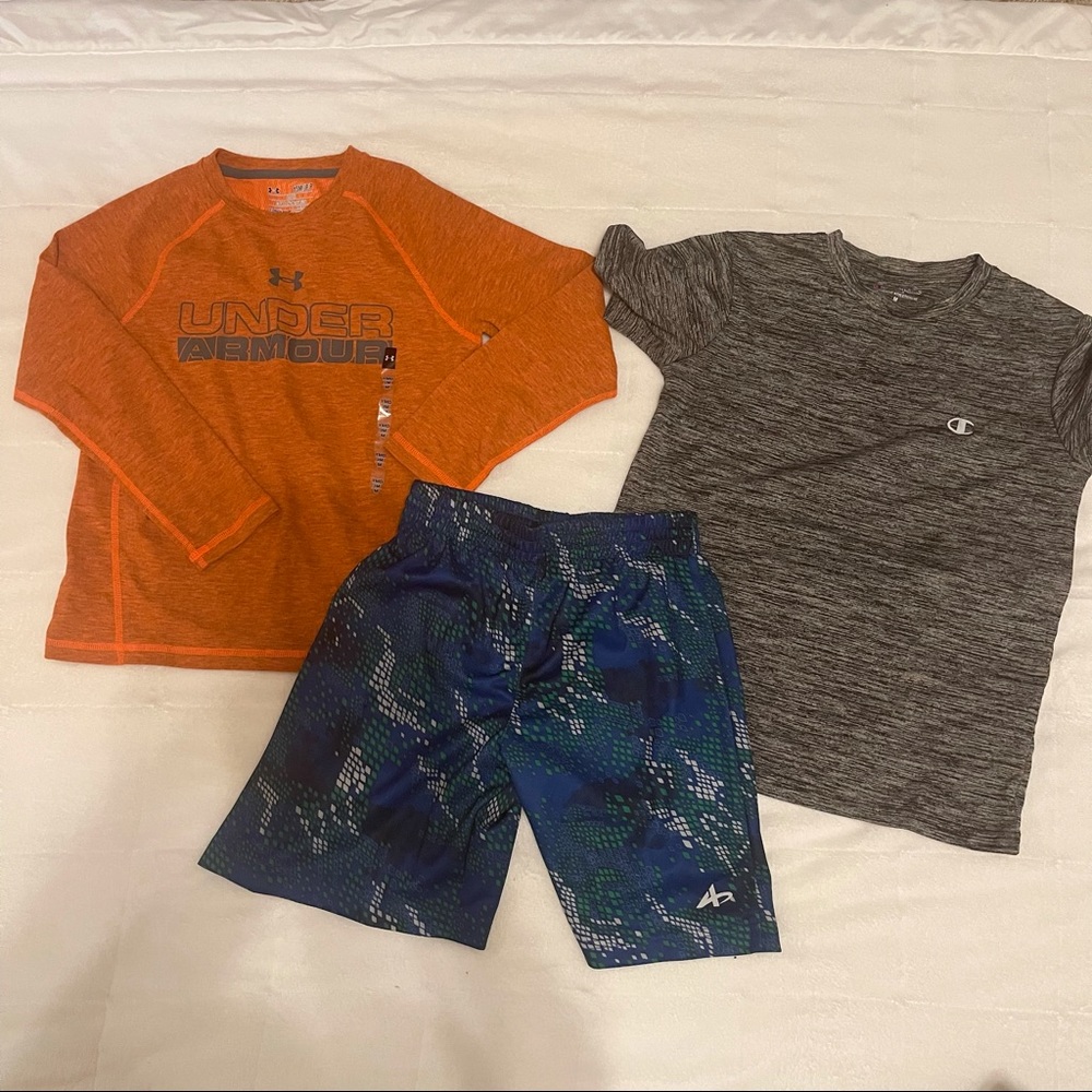 Back to school bundle! 2 athletic tops a one short